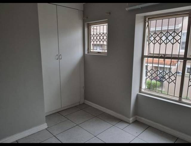 2 BEDROOM APARTMENT FOR SALE IN MUSGRAVE
